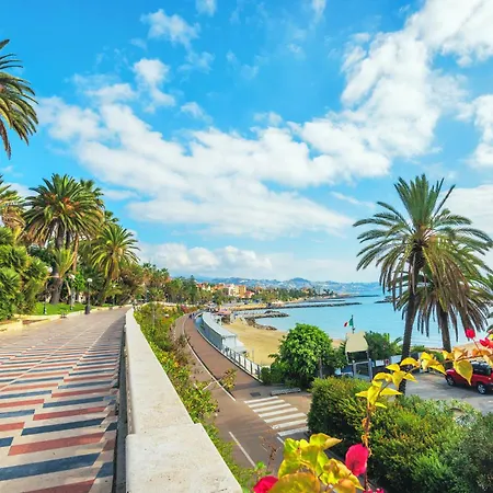 La Finestra Sul Giardino In - Happy * San Remo